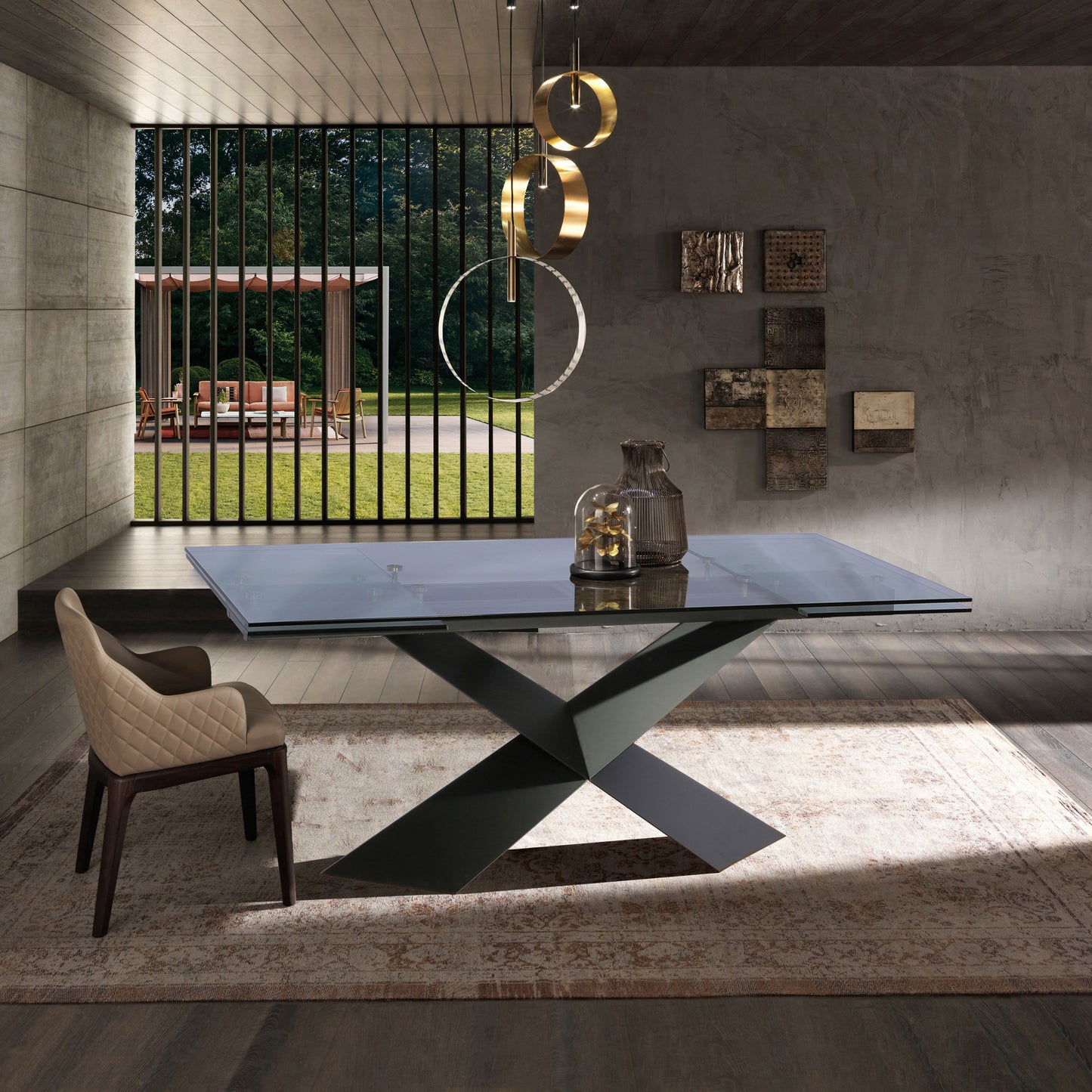 Extendable Dining Table with Clear Glass Table Top
